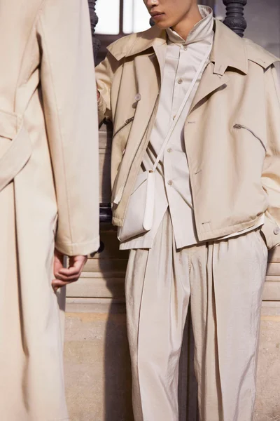 Look 7